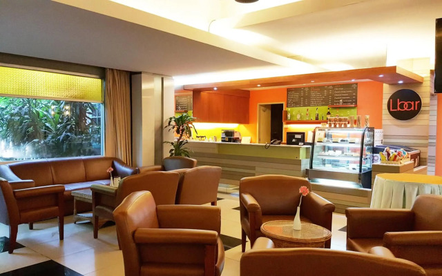 Long Beach Cha-Am Hotel