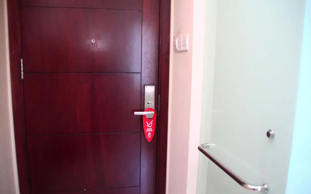 ZEN Rooms Basic Kusuma Bangsa