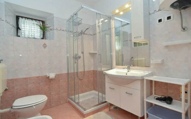 Apartment 358