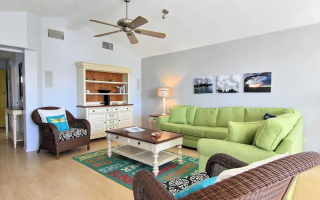 Beach Bungalow 3302 by RedAwning