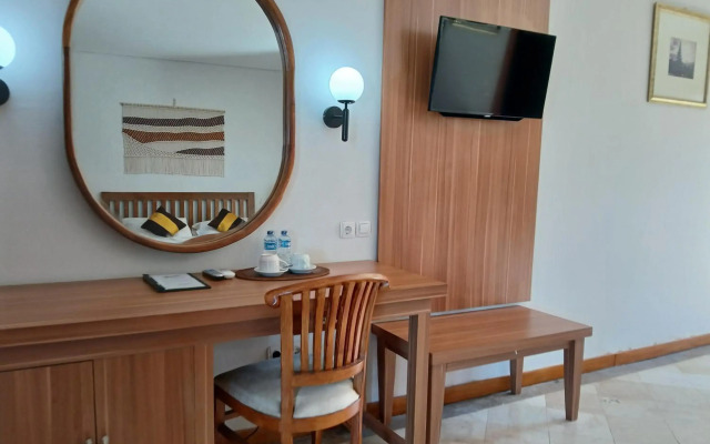 Nirmala Hotel & Bungalow Jimbaran