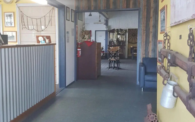 Monto Colonial Motor Inn