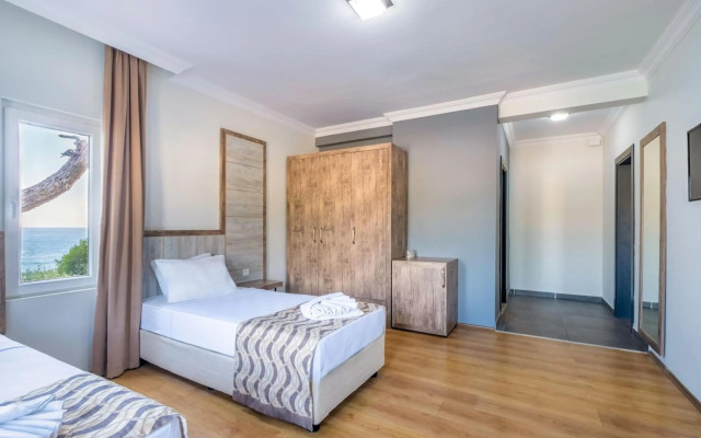 Arnor De Luxe Hotel