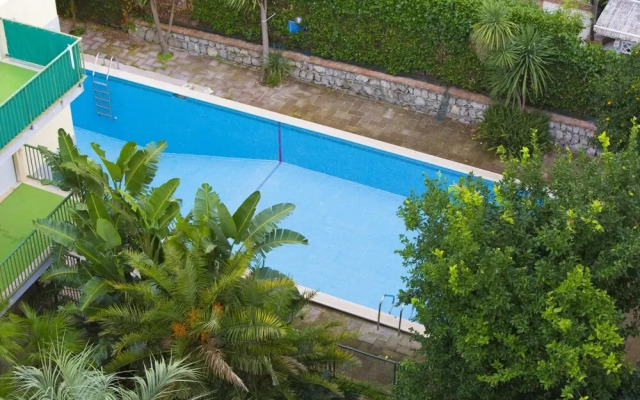 Apartment Miramare With Shared Pool Terraces and Internet Wi-fi