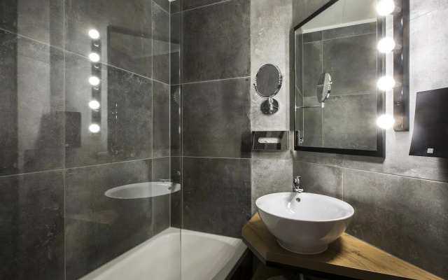 Leonardo Hotel Groningen City Center