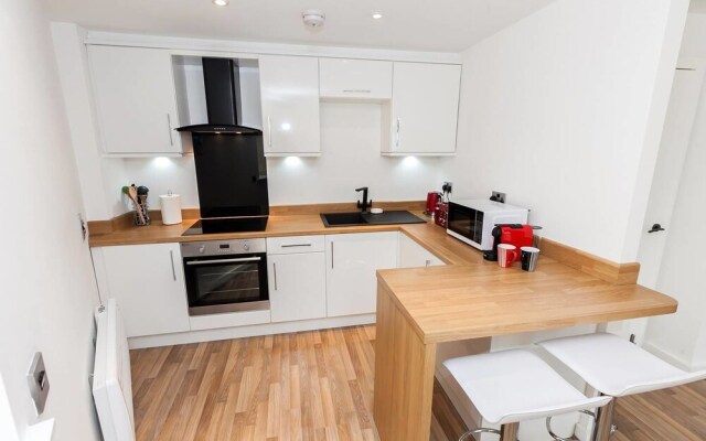 Amazing 2BR Manchester Apartment