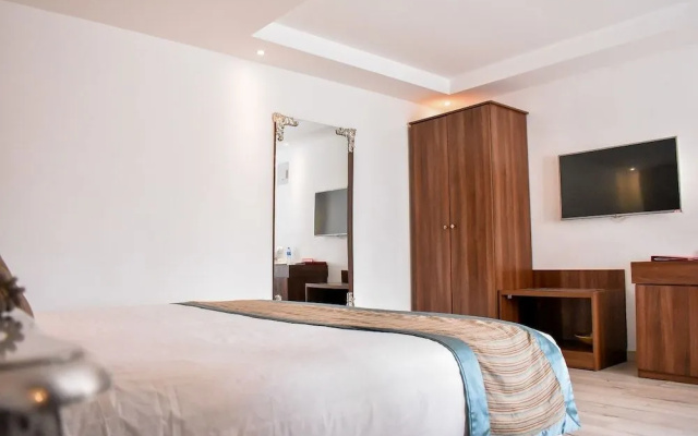 Sun Heaven Hotel & Resort V/I