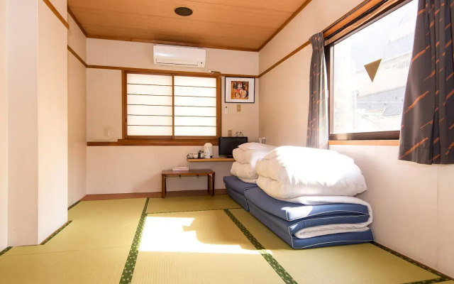 Sakura Ryokan Asakusa Iriya