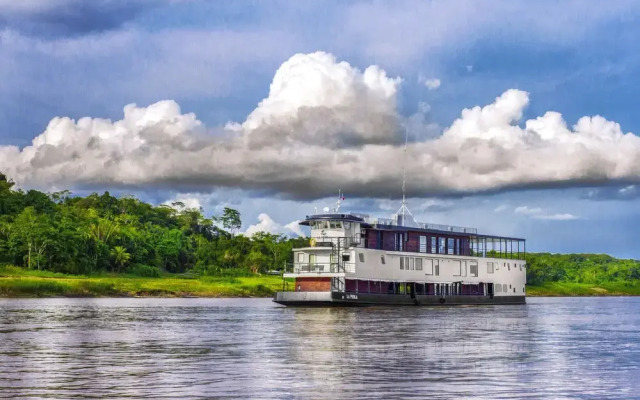 Jungle Experiences La Perla