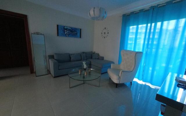 H2 Exclusive apartment near the the ocean