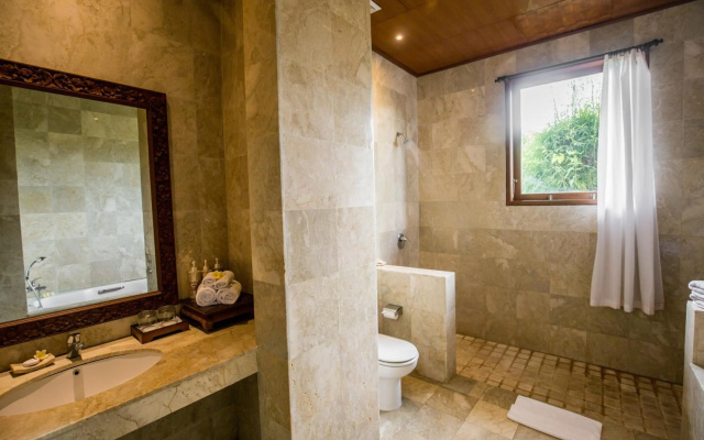 Vision Villa Resort – Bathroom – Blahbatuh
