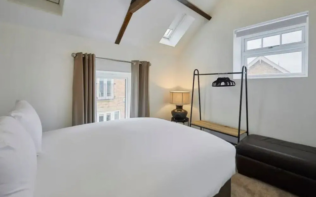 Host Stay Jubilee Close