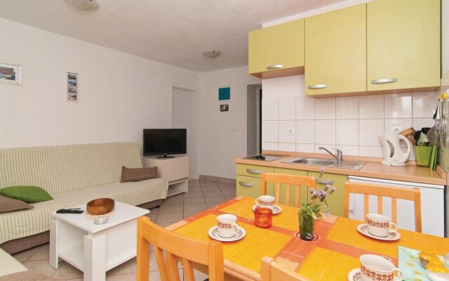 Stunning Apartment in Bol With 1 Bedrooms and Wifi