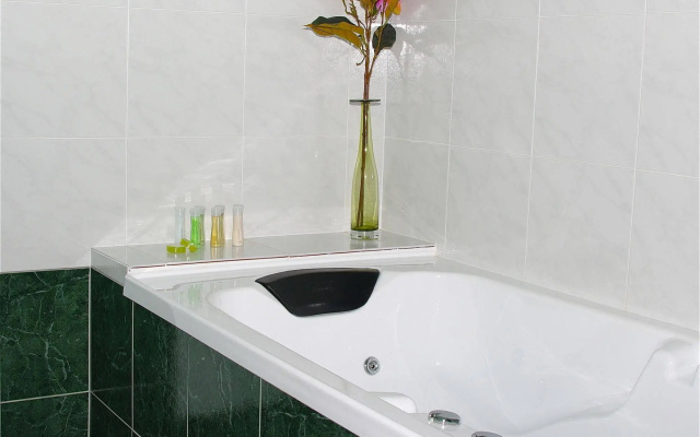 Amamoor Homestead B&B and Country Cottages – Bathroom – Amamoor
