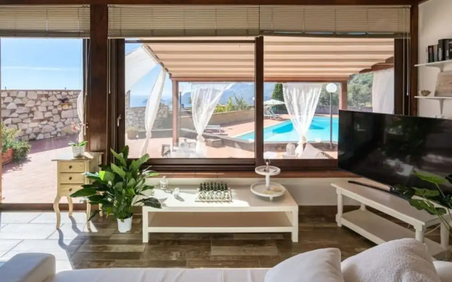 Pool House Giulia Comfortable Holiday Residence
