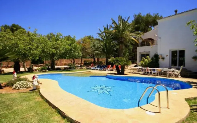 Holiday Home Paradise