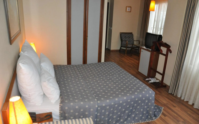 Diapolis Hotel