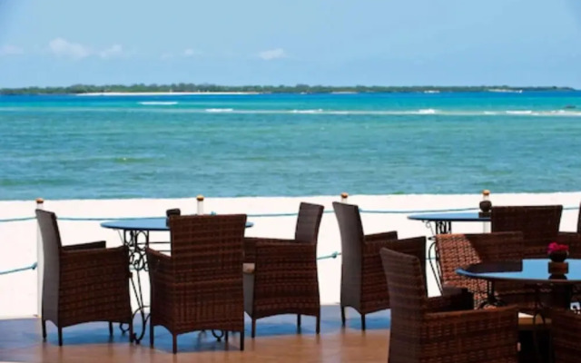Kunduchi Beach Hotel & Resort