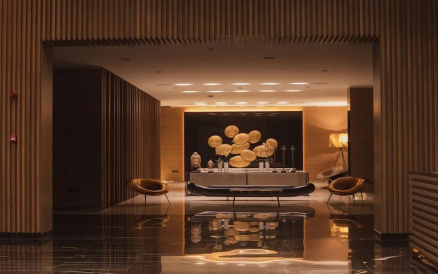 Mist Hotel And Spa By Warwick
