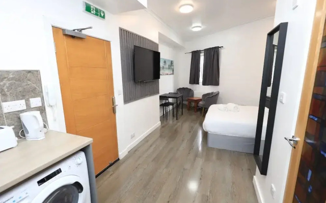 VR Apartments