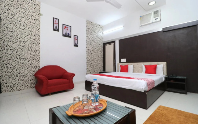 OYO Flagship 70228 Hotel Green Tower