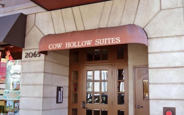 Cow Hollow Suites