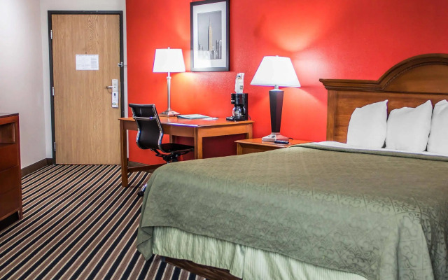 Quality Suites I-44