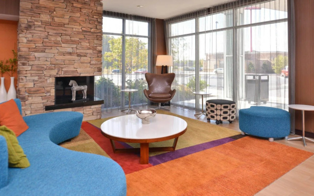 Fairfield Inn & Suites Calhoun