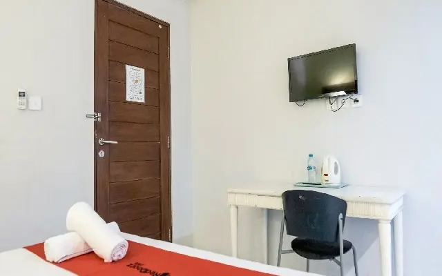 RedDoorz Plus @ Sunrise Hotel Sanur