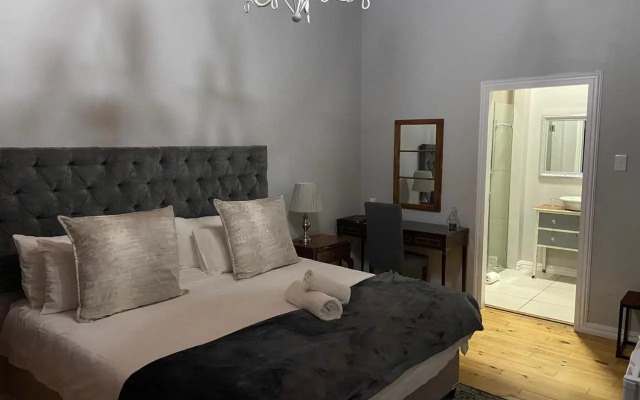 Olive Tree Lodge