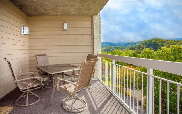 Whispering Pines 643