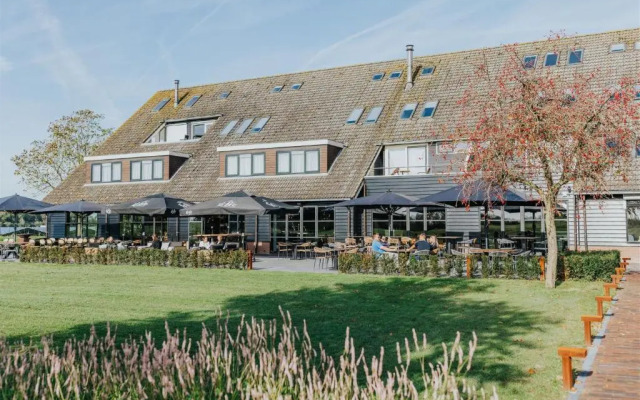 Hotel, Sportsbar & Brasserie Dorhout Mees