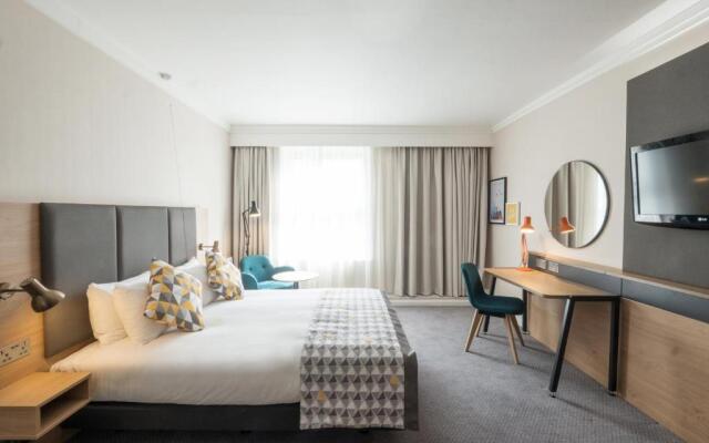 Holiday Inn Farnborough by IHG