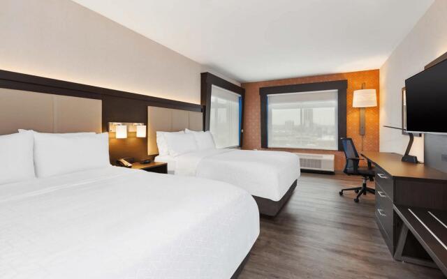 Holiday Inn Express & Suites Jersey City - Holland Tunnel, an IHG Hotel