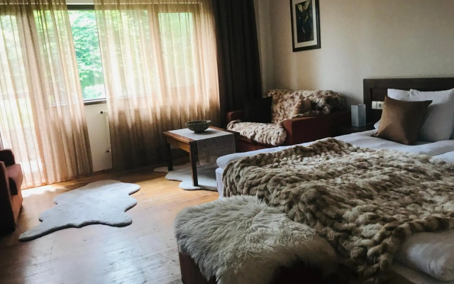 Smilen Hotel And Wellness