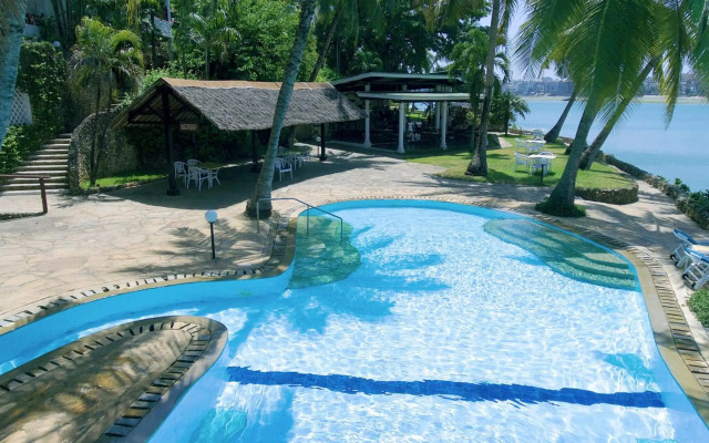 Tamarind Village Apartments