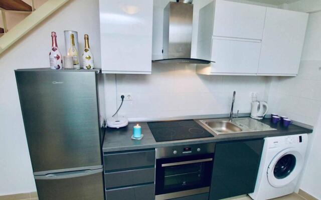 Dalmatian White Shell Apartment