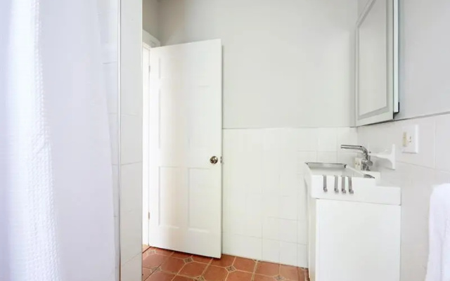 Sonder - Mandeville Suites