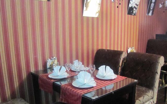 Bella Donna Hotel