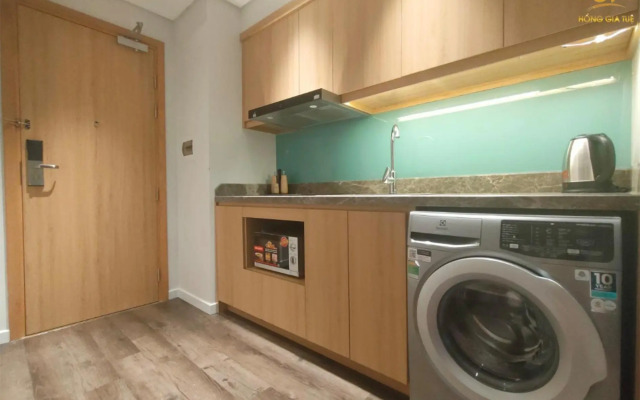 Hong Gia Tue Lake View