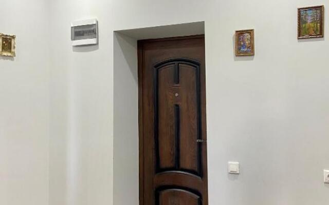 Современные Апартаменты в уютном уголке Сухума