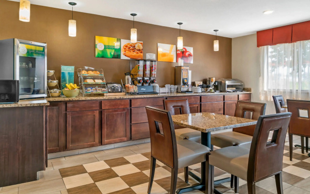 Quality Inn Grand Rapids South-Byron Center