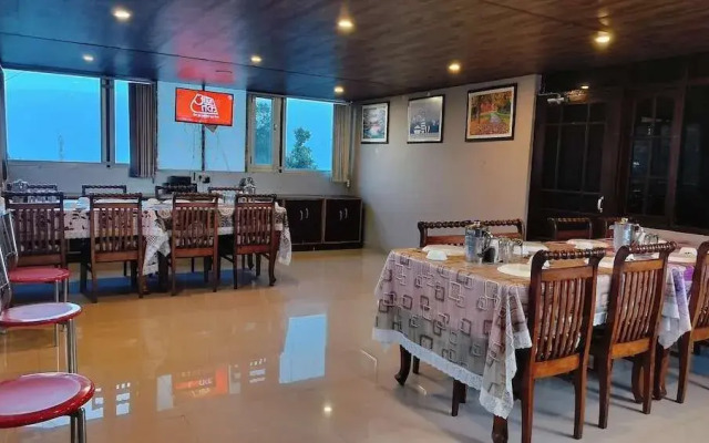 Snow Crest Inn