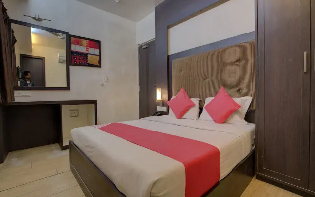 OYO 26196 Hotel Vip Regency