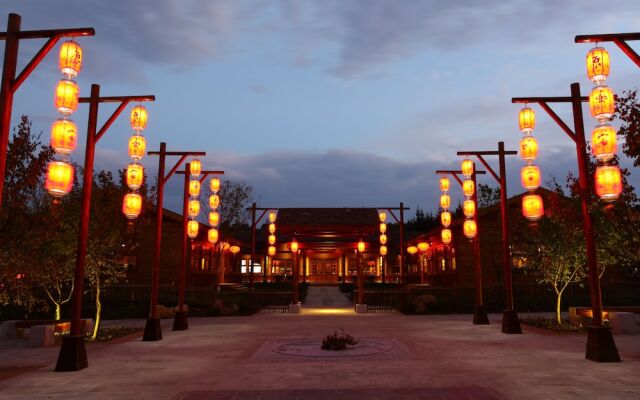 Changbaishan Luneng Resort Timberwood Lodge