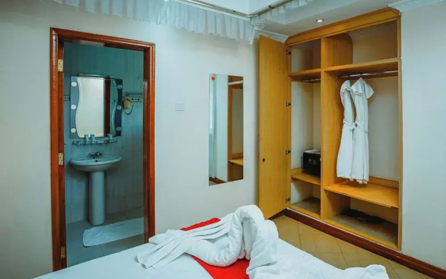 Sakinas Luxury Suites