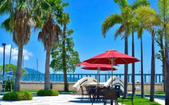 Hazens East Resort Hotel