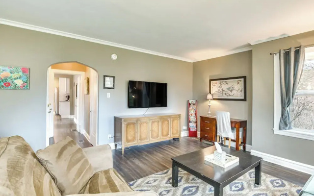 Pet-friendly Family Apartment - Near NU Campus!