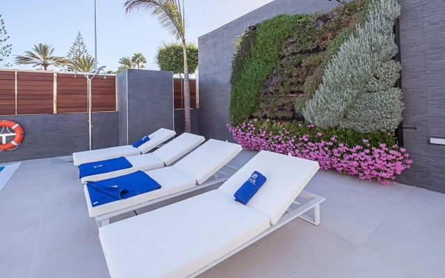 Silvi Villas