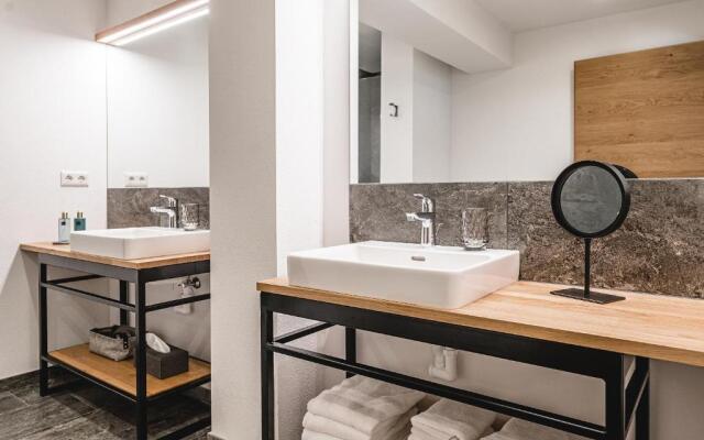 Cabin8 Alpine Flair Apartments